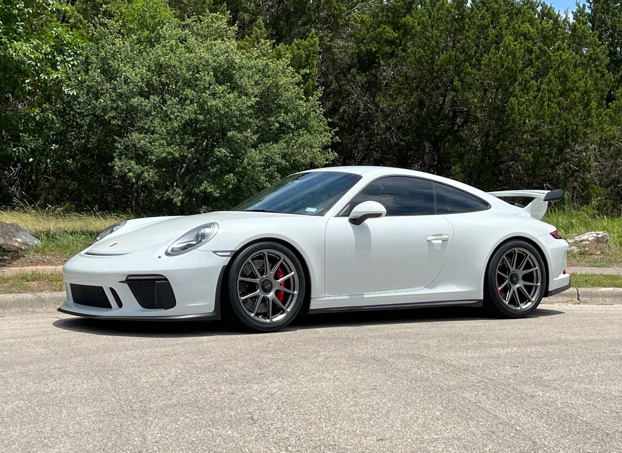 Jared Bronson's 991 Porsche 911 GT3 on Forgeline GS1R Wheels - CarBuff  Network